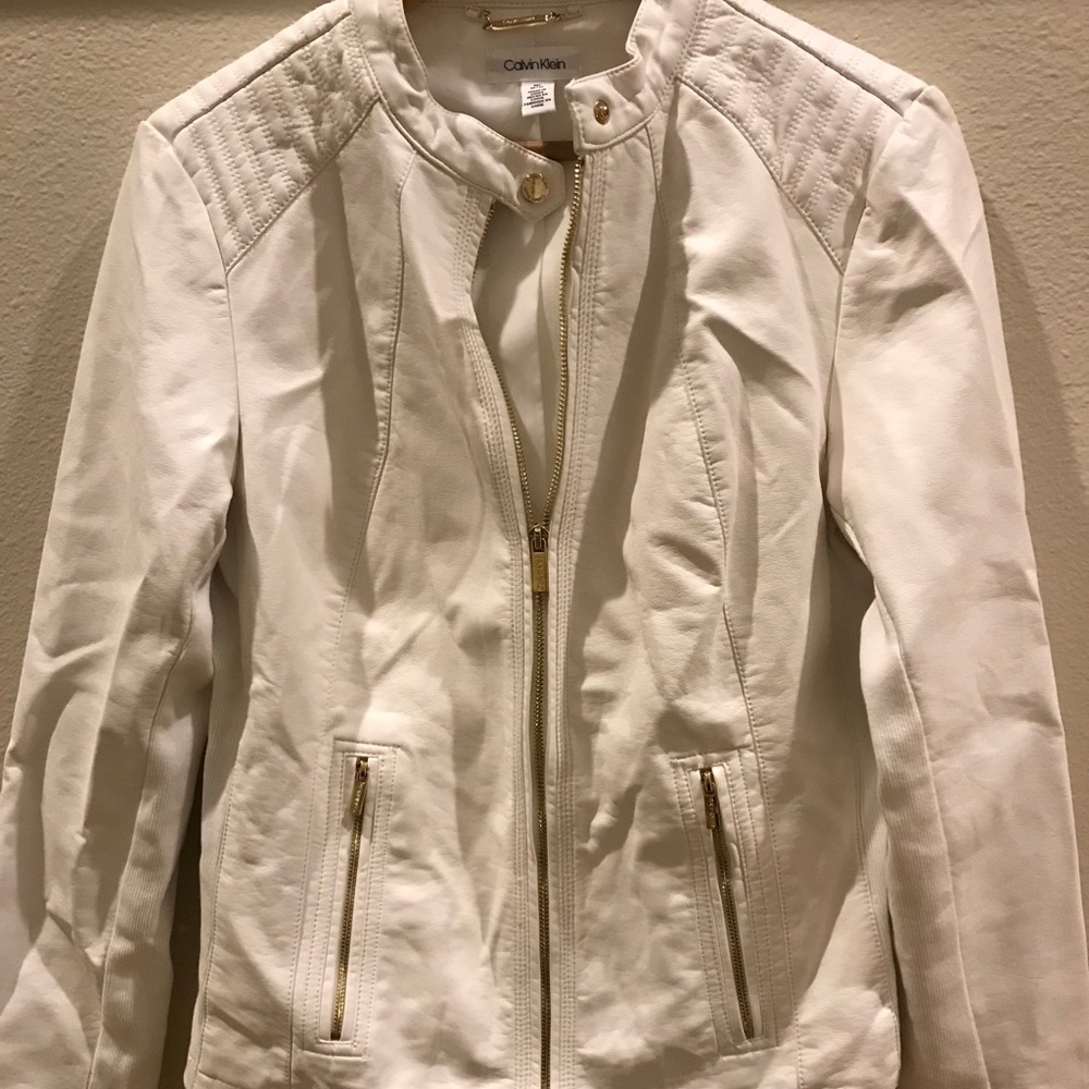 Calvin Klein - Medium cream faux leather jacket